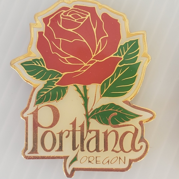 Portland Oregon Souvenir Tourist Refrigerator Magnet Skyline Beach Rose Lot Of 2 - Picture 2 of 5